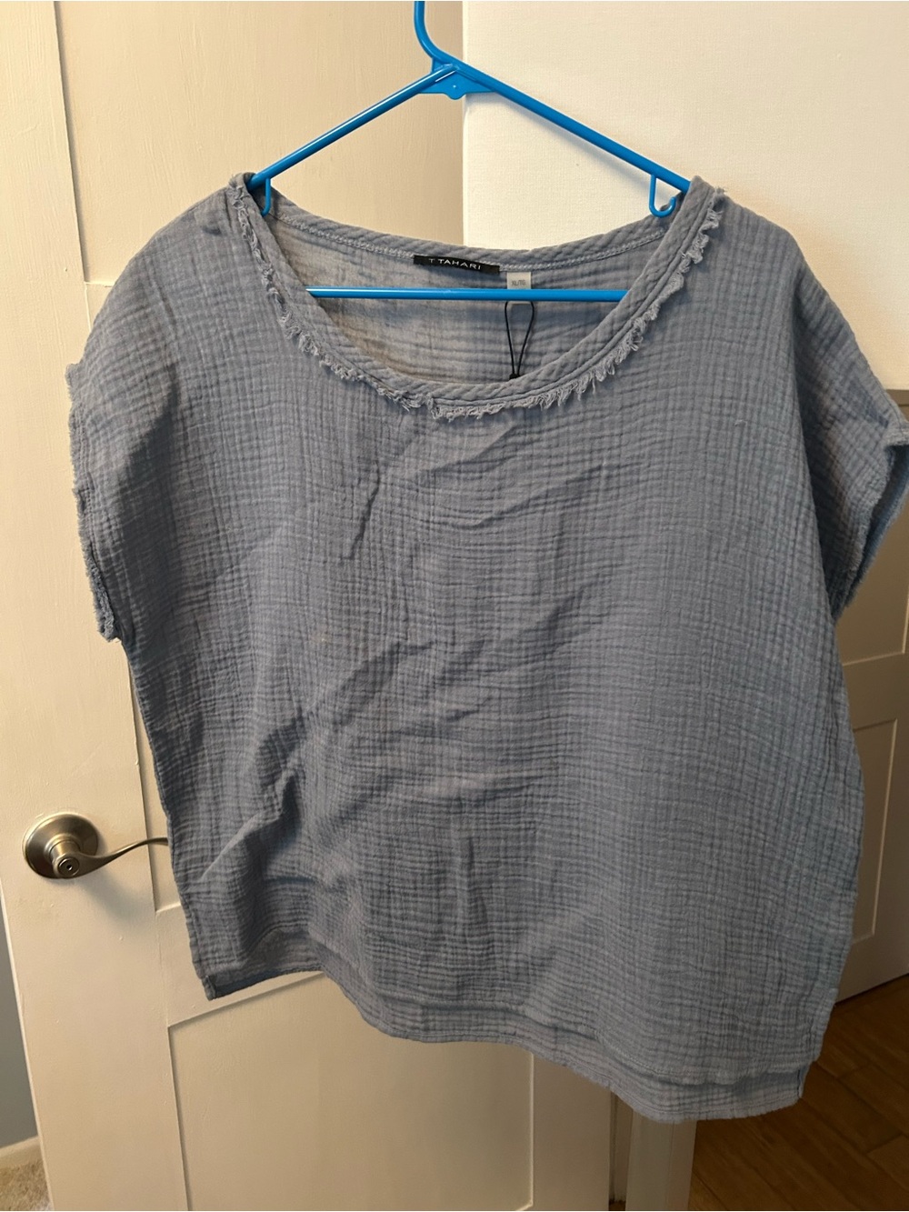 T Tahari Light Blue Gauze Short-Sleeve Top